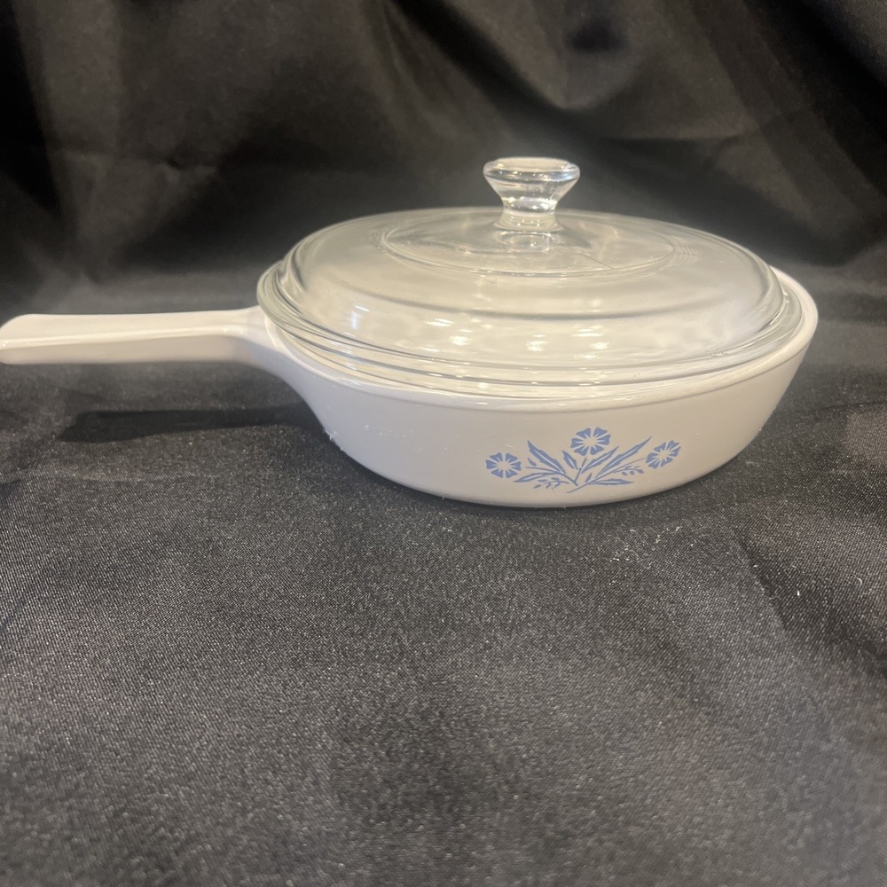 Vintage Corning Ware Cornflower Blue P-83-B 6 1/2" Pan/Skillet & Lid
